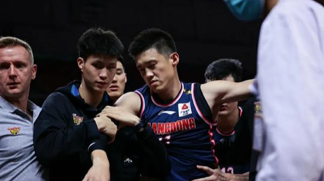 中国国家篮球队本次集训为什么没有一个北京队的球员？(2)