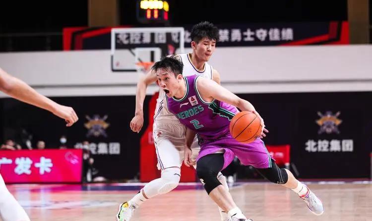 中国男篮历史前五的小前锋分别是谁？第一名出乎意料(5)