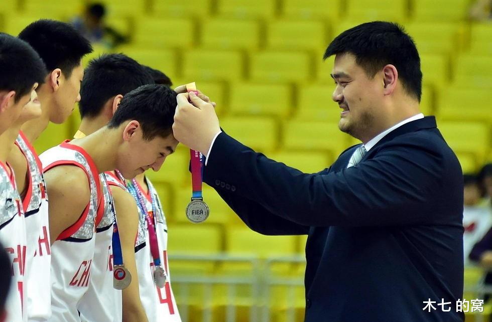 中国男篮放弃U16亚青赛，“最差一届”今何在(8)