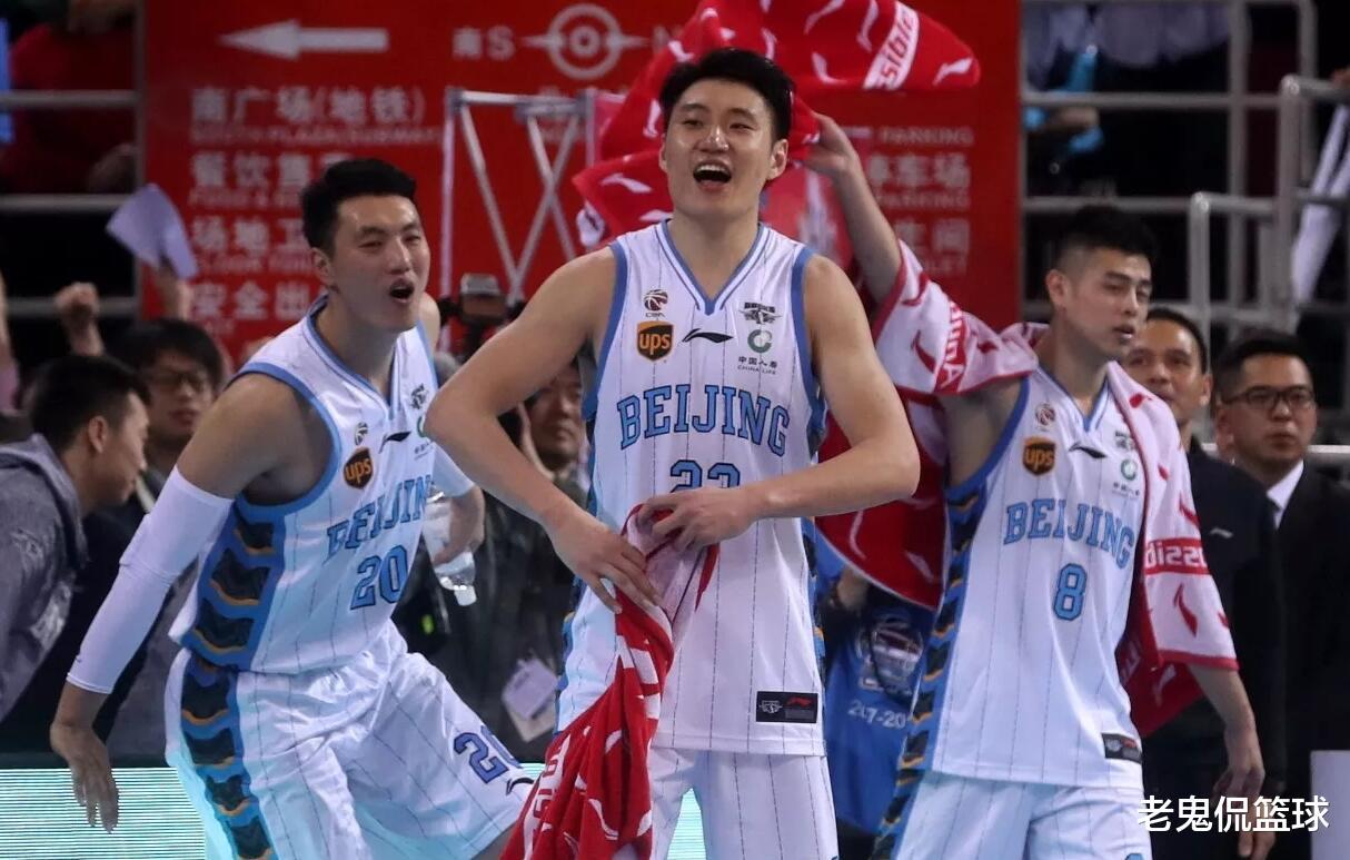 挑明了！和教练组有矛盾，北京男篮悍将官宣离队，或可牵手马布里