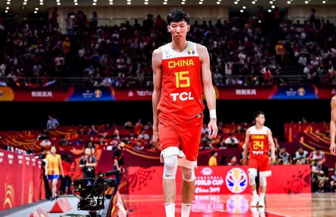 J9：FIBA国际篮联公布亚洲杯海报中国队上榜的竟然是他？(2)