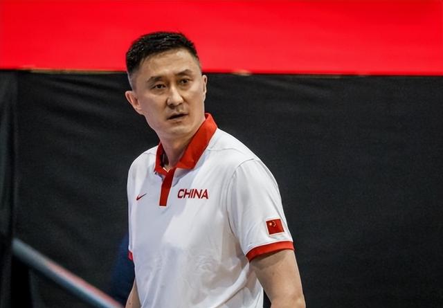 中国男篮世预赛首秀时间确定！易建联缺席，郭艾伦成国家队头牌(1)