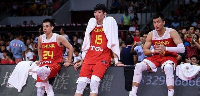 尴尬！CBA一数据全球倒数第1，中国男篮落后的根源，球星们努力吧(1)