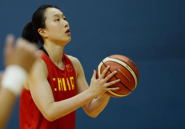 中国女篮的扛旗者，队长邵婷，展望2014年巴黎奥运会！(3)