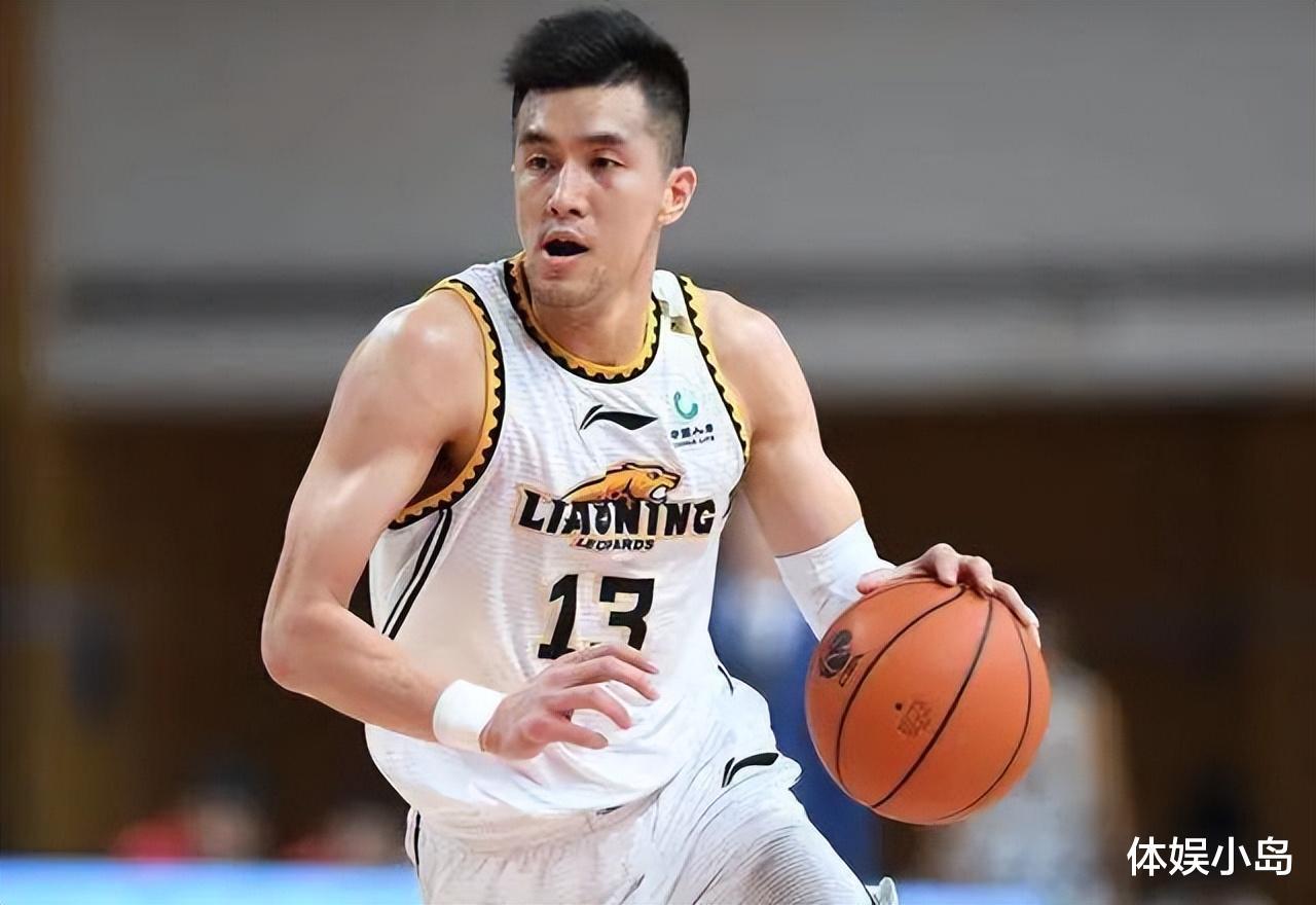 中国男篮14人季后赛得分榜，郭艾伦仅排第三，最年长仅32岁(6)