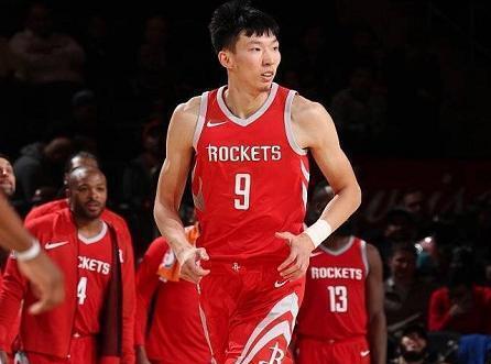 中国6位登录NBA的球员谁的单场得分最高？周琦6分最后1人让人惋惜(4)