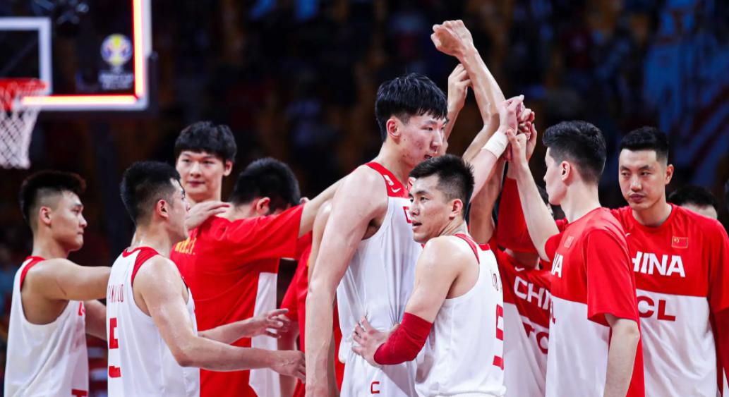 国际篮联有意思的安排，中国淘汰赛对阵印尼，或将被“潜规则”(4)