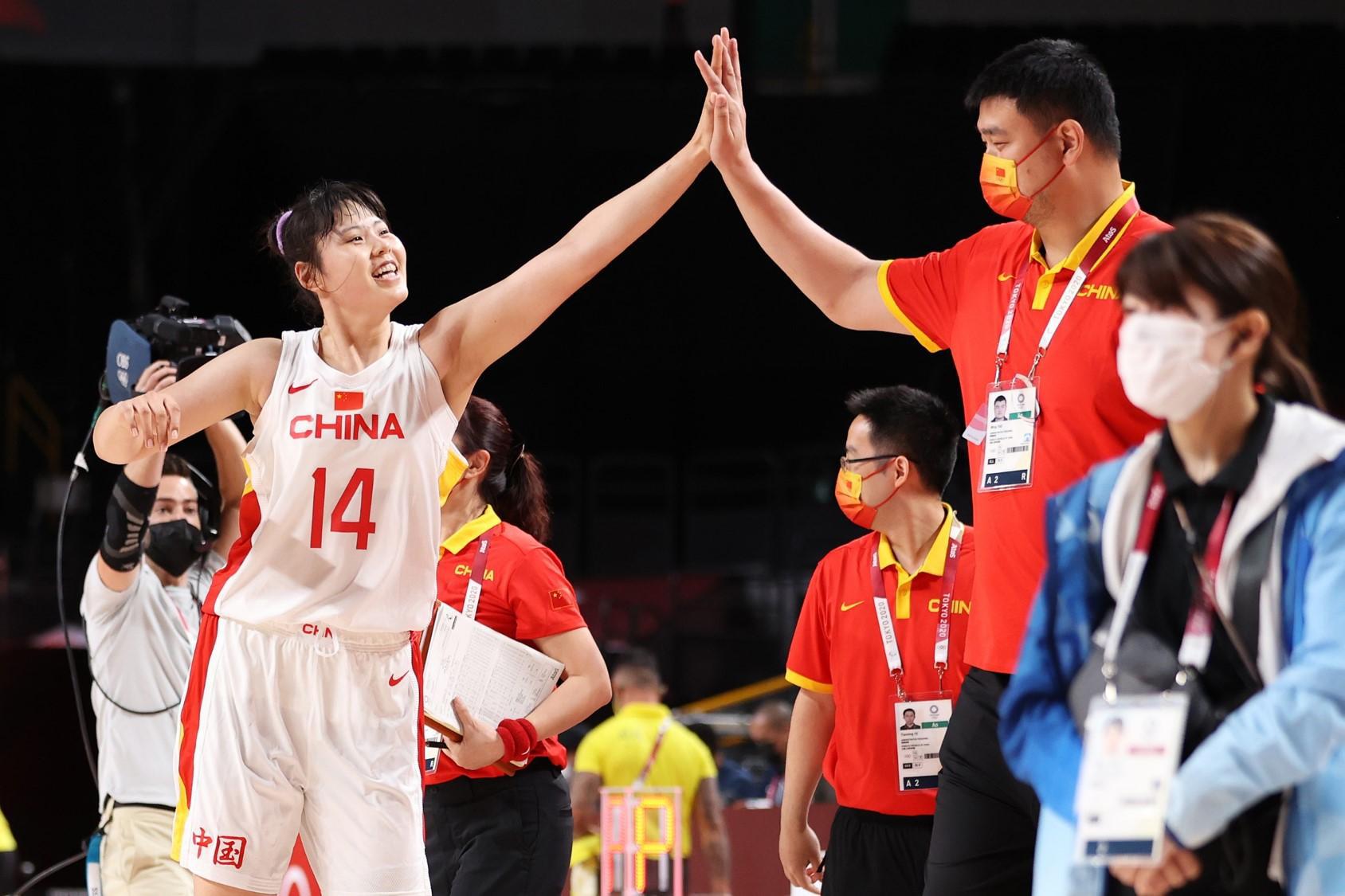 女篮世界杯排名 中国女篮高居第二位 比赛直播资讯分析