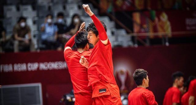 U18男篮亚锦赛，杨瀚森备受期待，中国男篮有哪些年少成名的小将(4)