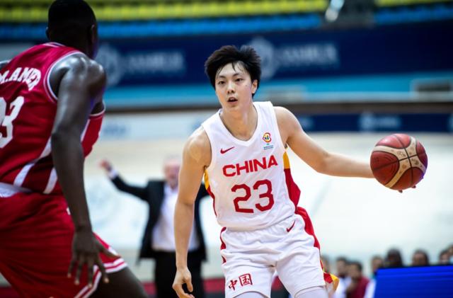 中国男篮取世预赛两连胜 顺风控场能力仍需调教