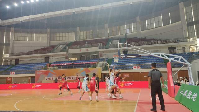71比66力克北京，武汉女篮杀入全国锦标赛四强(1)