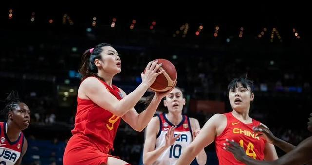 李梦场均17分，韩旭场均14分9篮板，她们是中国女篮的绝对核心！(2)