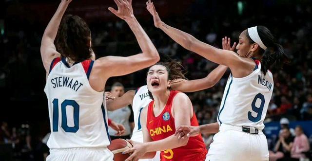 李梦场均17分，韩旭场均14分9篮板，她们是中国女篮的绝对核心！(4)