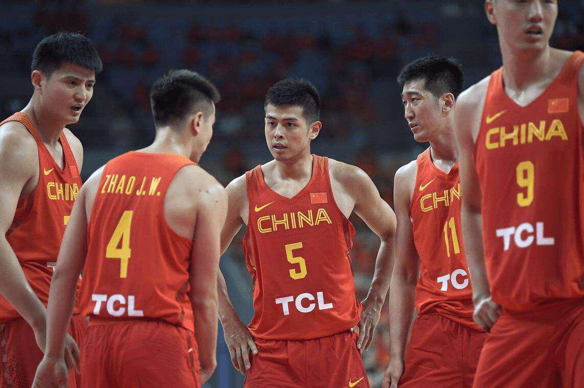 中国男篮或加盟锋线小将：与张镇麟搭档，杜锋或淘汰辽宁男篮球员(3)