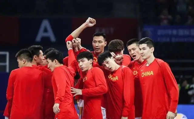 关于中国男篮参加世预赛的阵容，不管承不承认，这已经算是最强阵容了(3)