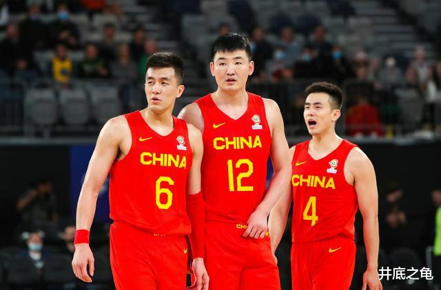 中国男篮大概率会出现一好一坏两个消息！(2)