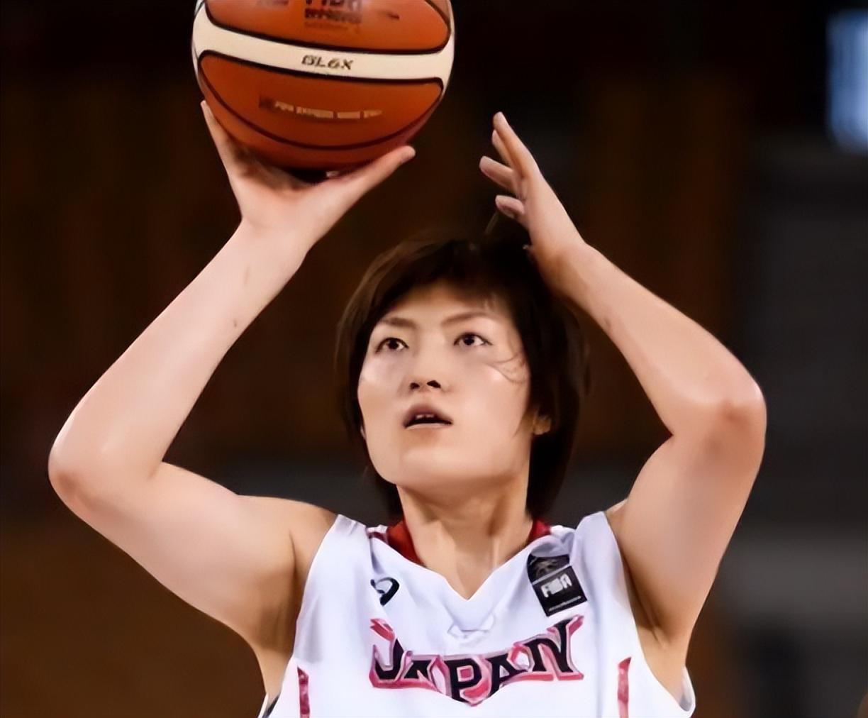 篮球天才王岑静，入日籍4次率队击败中国，退役后却想回到中国(2)