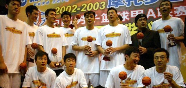 中国篮球历史性时刻来了！CBA圣殿官宣回归，姚明落泪，杜锋羡慕(3)