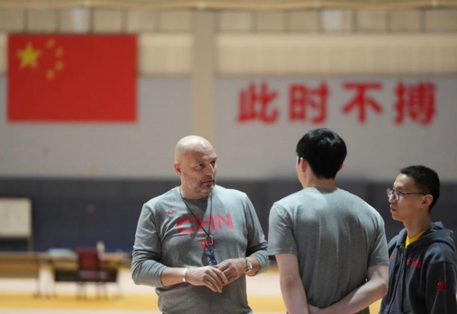 中国男篮今日开打，乔尔杰维奇首秀拿西热力江练手！然后迎战上海(3)