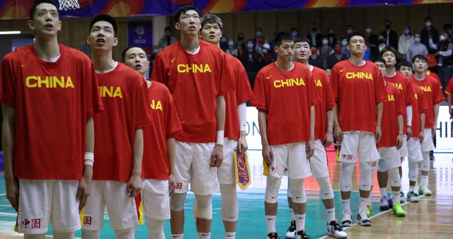 又有大赛来袭！此刻回望中国男篮的巅峰时刻，你知道是哪一年吗？(12)