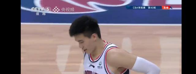 广州男篮主场最后一节崩溃，被北京首钢击倒(3)