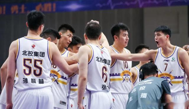 北控男篮裁员不顺利重建困难重重，天津男篮内线大将赛季结束退役(1)