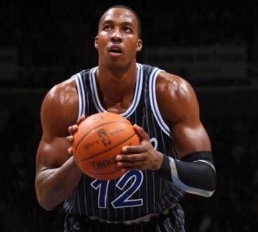 NBA公认的5大麒麟臂，詹姆斯只能垫底 榜首手臂比腰都粗(5)