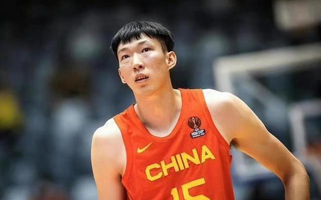 王哲林当选MVP另一层含义，他会替代周琦成为中国男篮世界杯依仗(2)