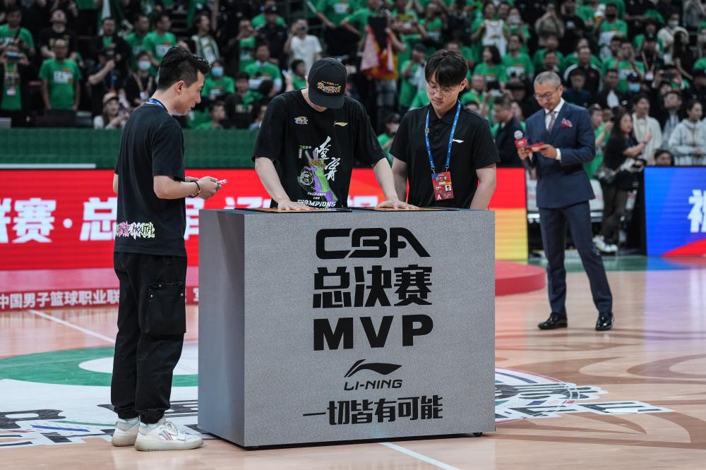 夺得队史第三个CBA总冠军，辽宁男篮“惹不起”，赢在经验和人才储备(1)