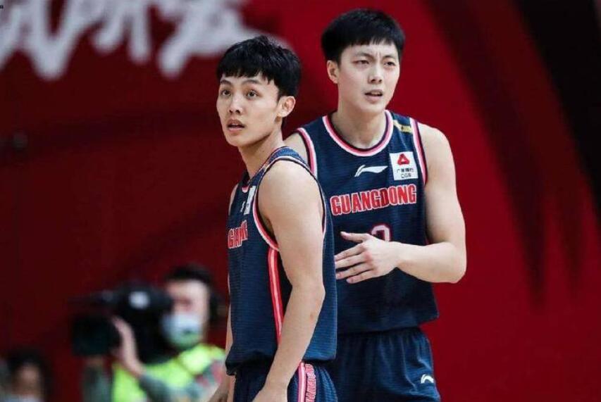 大胆总结，上赛季广东男篮球员的表现，不接受反驳

赵睿个性明显，有爱有恨。防守进(1)