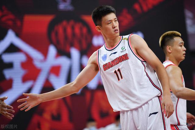 CBA往事：周鹏的低位单打是中国篮球的传说(3)