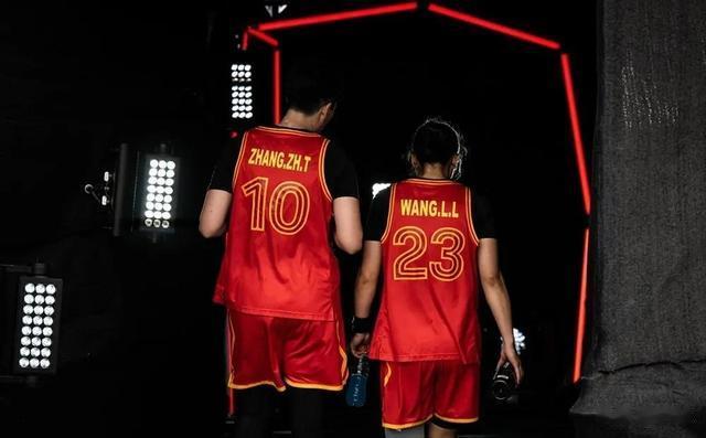 王丽丽和张芷婷联手制造中国篮球在2023年的两场经典比赛(5)
