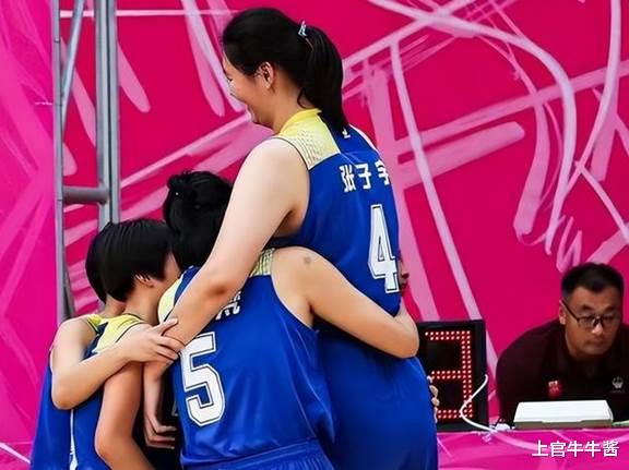 身高227米的16岁篮球少女崛起，颜值不输李梦，球技比肩姚明(6)