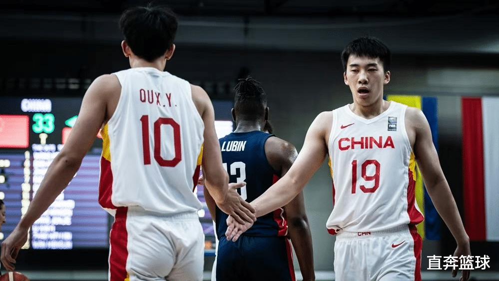 中国男篮遭遇不公待遇，FIBA无视美国队恶意行为，姚明或重拳申诉