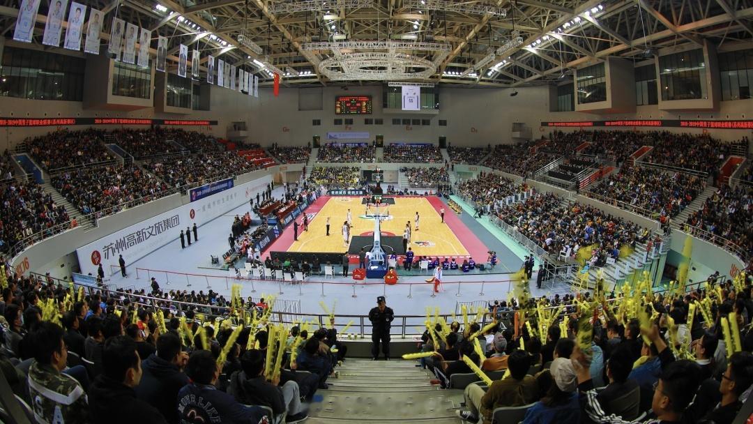 据悉，江苏肯帝亚男篮新赛季主场将搬迁，从苏州市的高新区文体中心体育馆改为常州市的(1)