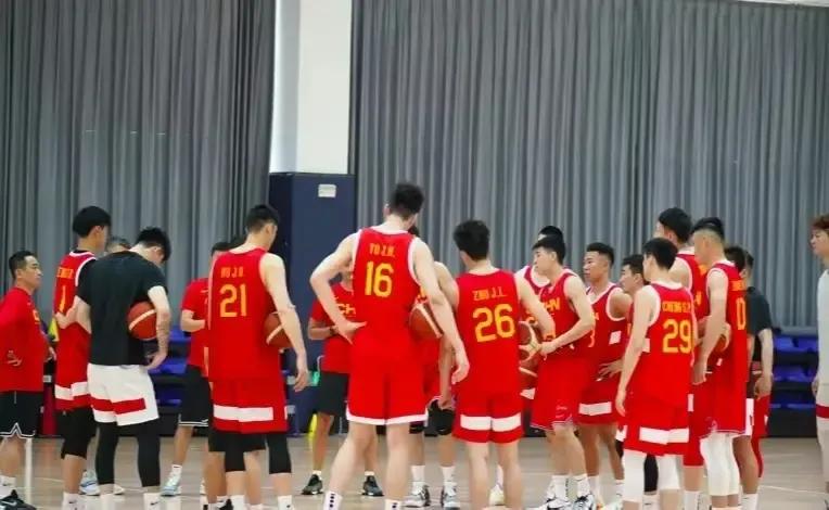 中国男篮历史最强！
1、打塞尔维亚相差无几！
2、打波多黎各不在话下！
3、据说(2)