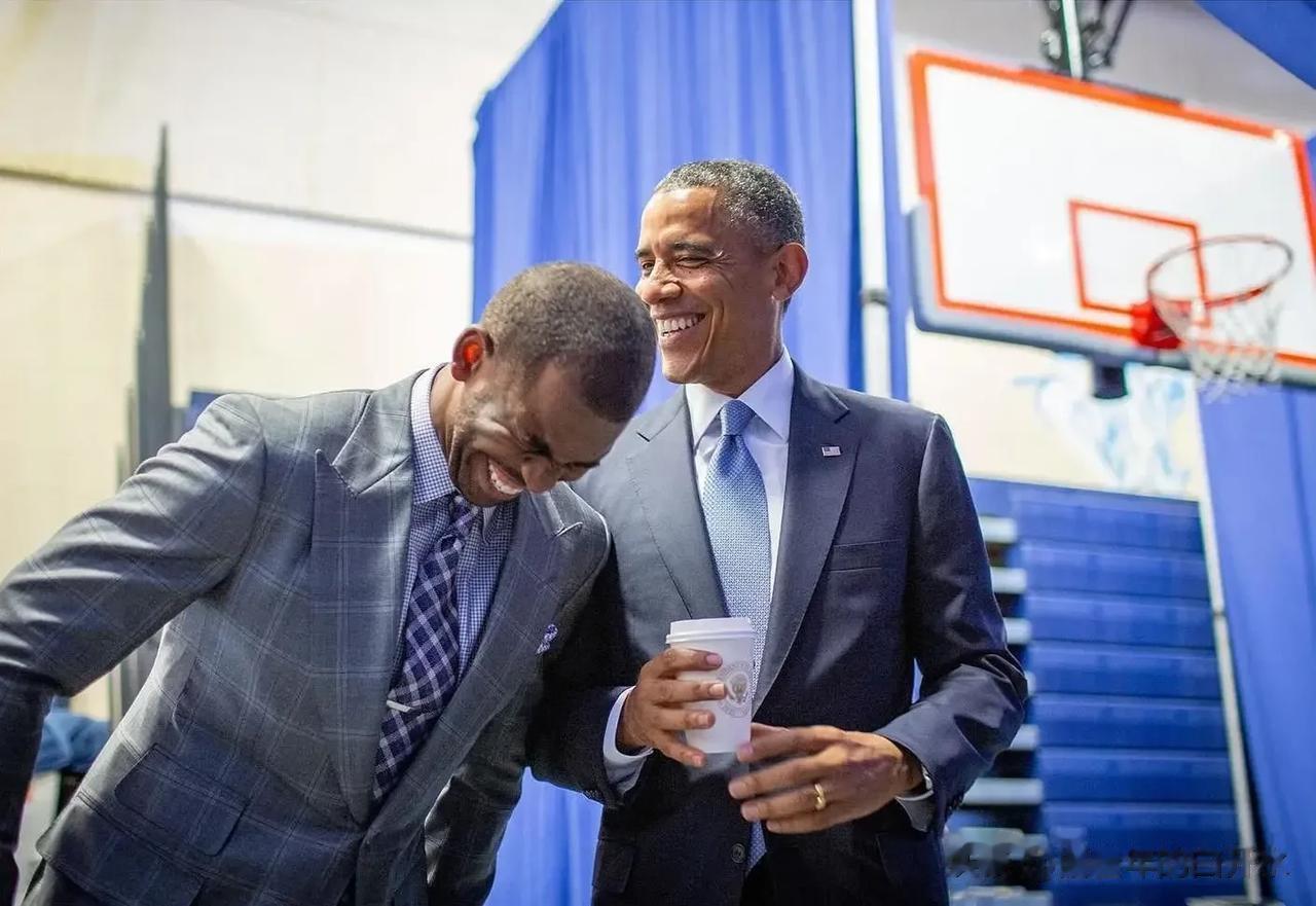 哥可是见过大场面的！保罗INS转发分享与奥巴马合照：多么美妙的时刻！

2014(3)
