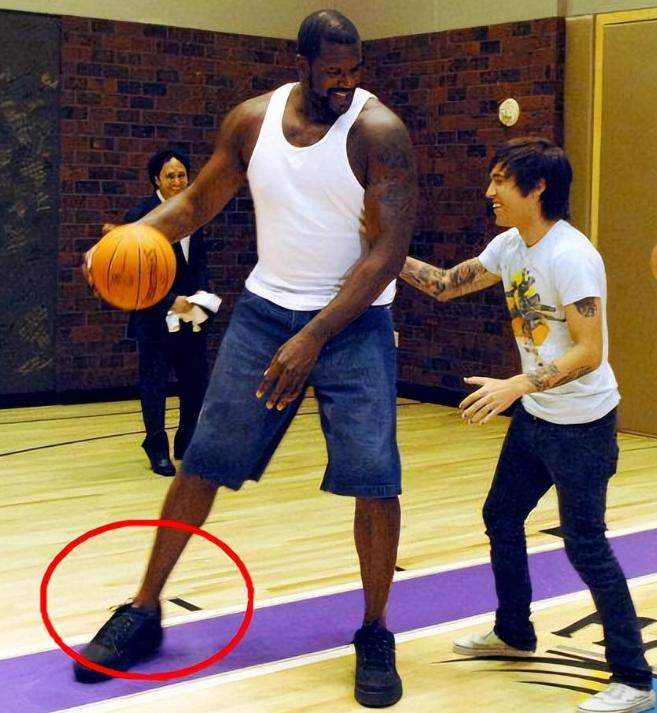 看了杜兰特臂展，字母哥跟腱，你就明白 为何NBA巨星几乎是黑人(3)