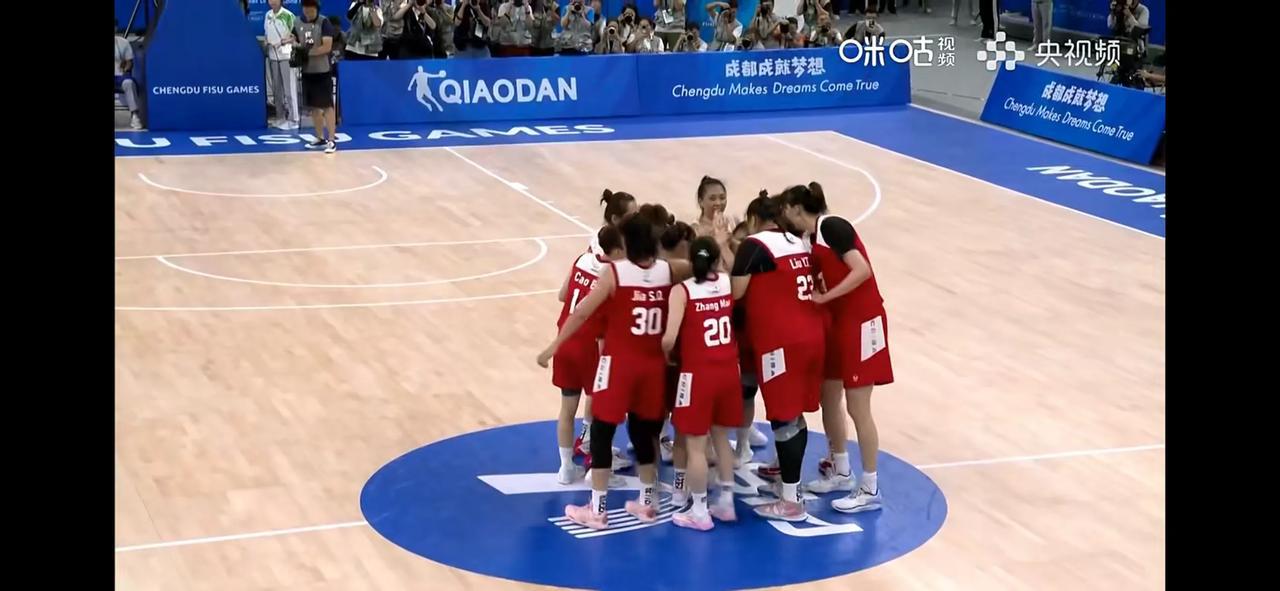 哈哈，中国女篮又一次创造历史！

这一次的历史是属于中国女篮大运队的！
而且这是(4)