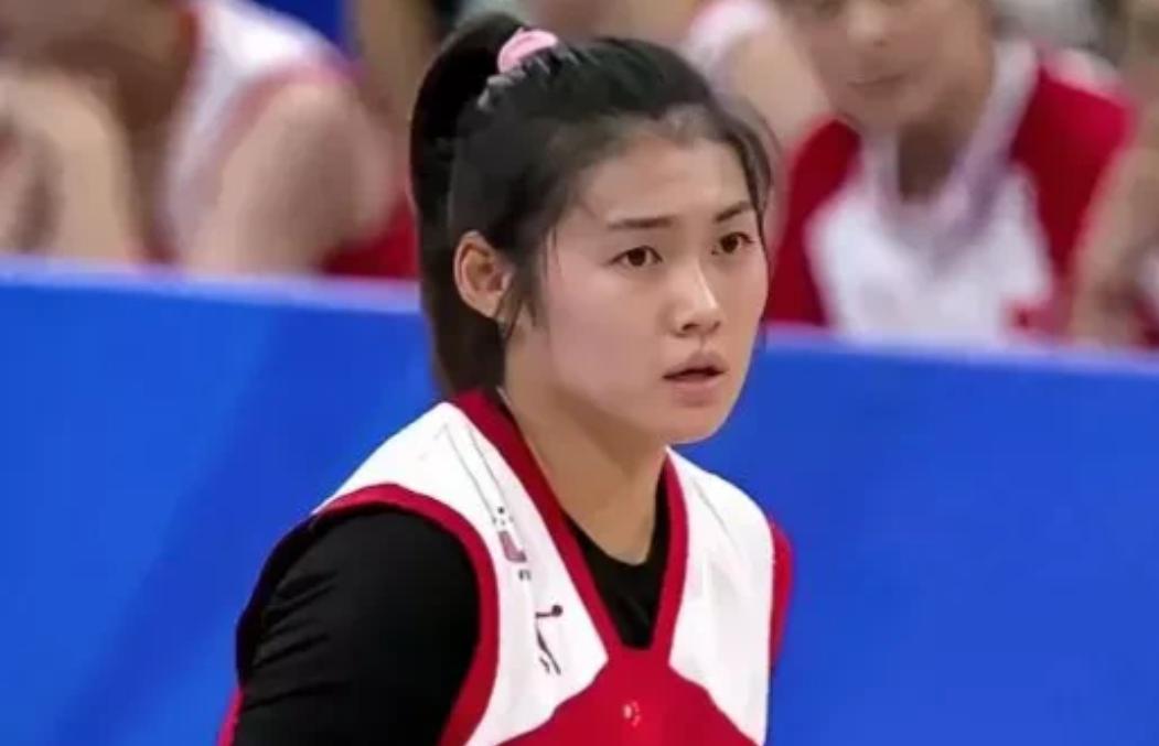 哭了！大学生女篮日本队哭了！她们付出了很大的努力，全场紧逼，快速推进，体能爆表，(2)