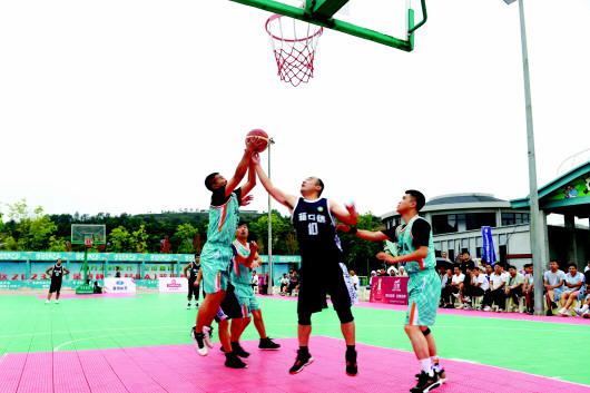 “村BA”篮球赛开赛(1)