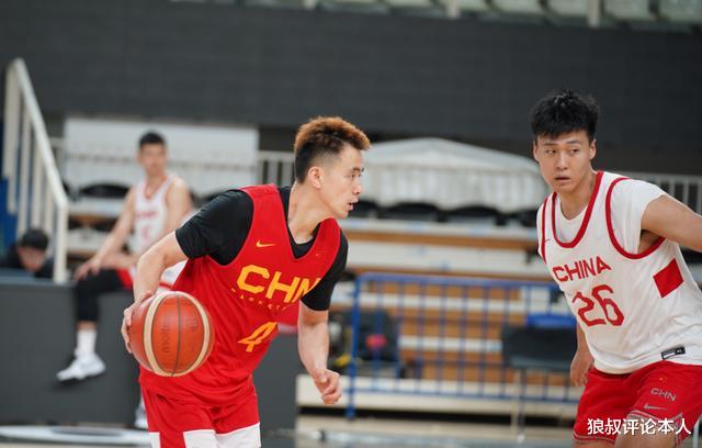 FIBA点评中国男篮：李凯尔加入还有待观察 后卫位置仍存在着疑问(3)