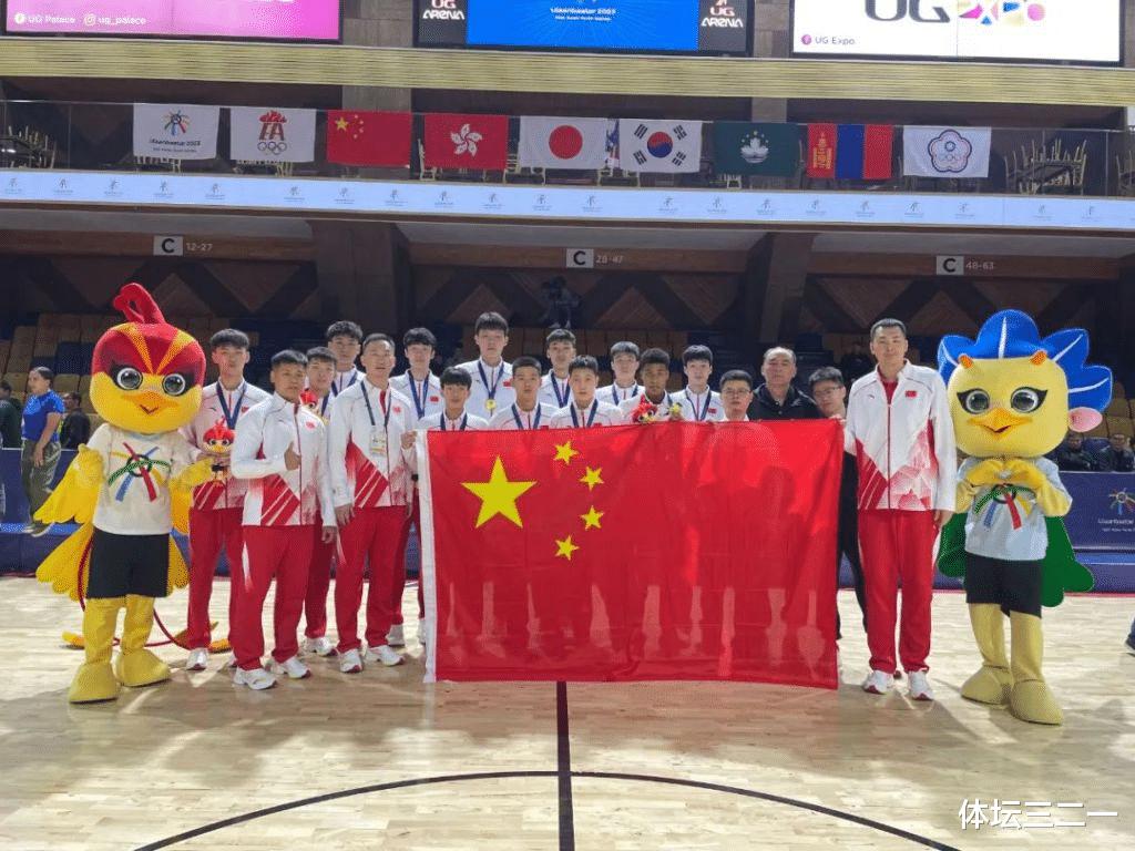 中国男篮夺冠！青春洋溢，未来可期