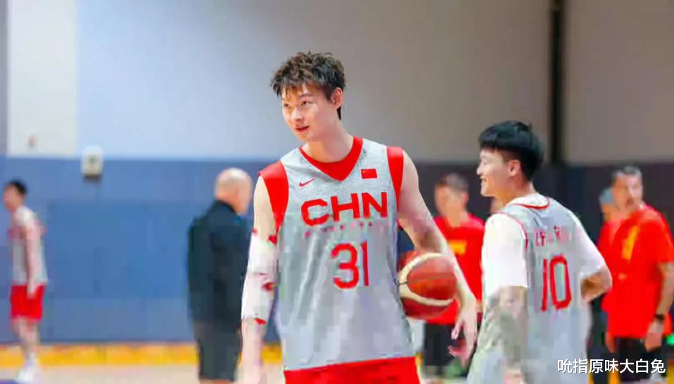 央视直播对手有变，中国男篮亚运会赛程确定，王哲林换号码找自信(5)