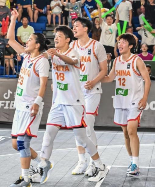 中国女子三人篮球，登顶世界第一！(2)
