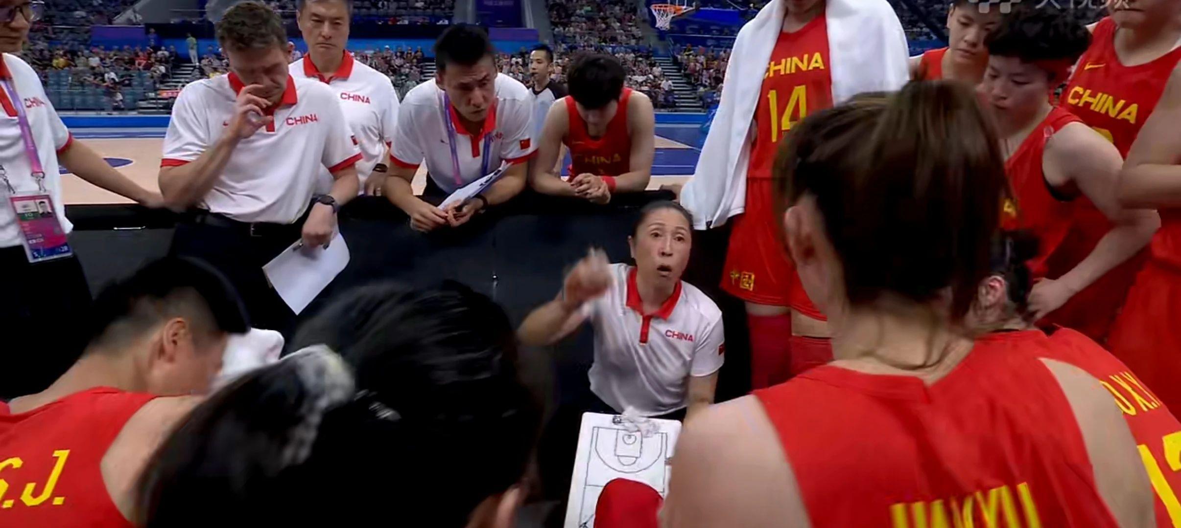中国女篮手感不佳依然大胜印尼近50分，这就是恐怖的统治力！(2)