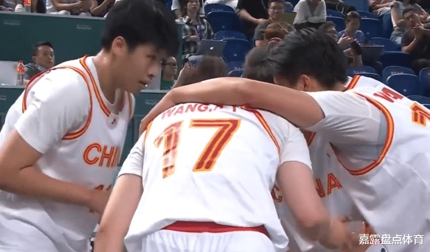 21-12！中国三人篮球女队夺金，万济圆9+11：连得3分带队取胜
