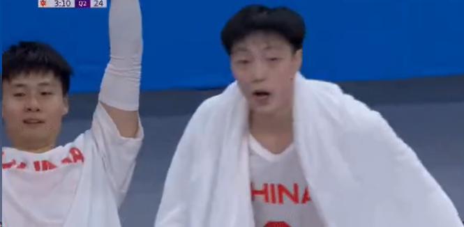 太准！20分钟16分！曾凡博拯救了中国男篮！亚运会退役第一人(5)
