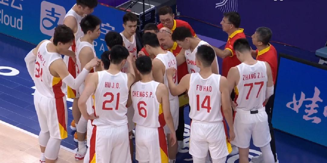 太准！20分钟16分！曾凡博拯救了中国男篮！亚运会退役第一人(14)