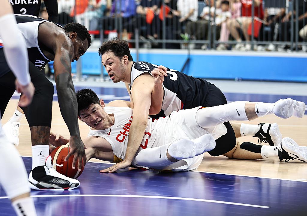 服软！韩国14分输中国男篮，创17年最差战绩：中国队犹如大山(1)